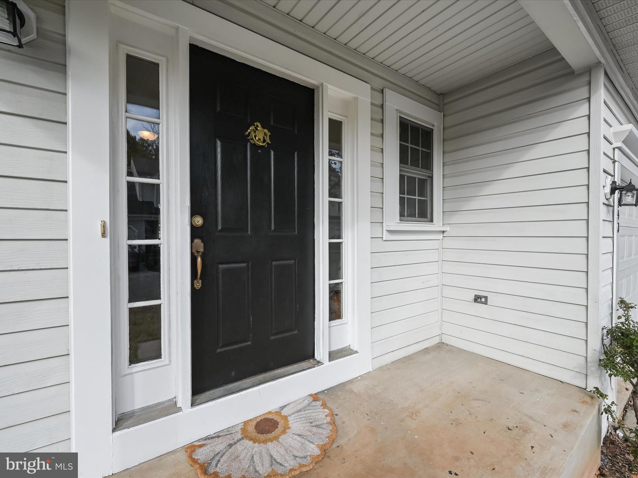 9440 Ridgeview Drive Columbia, MD 21046 - Photo 7 of 57 Covered front entry
