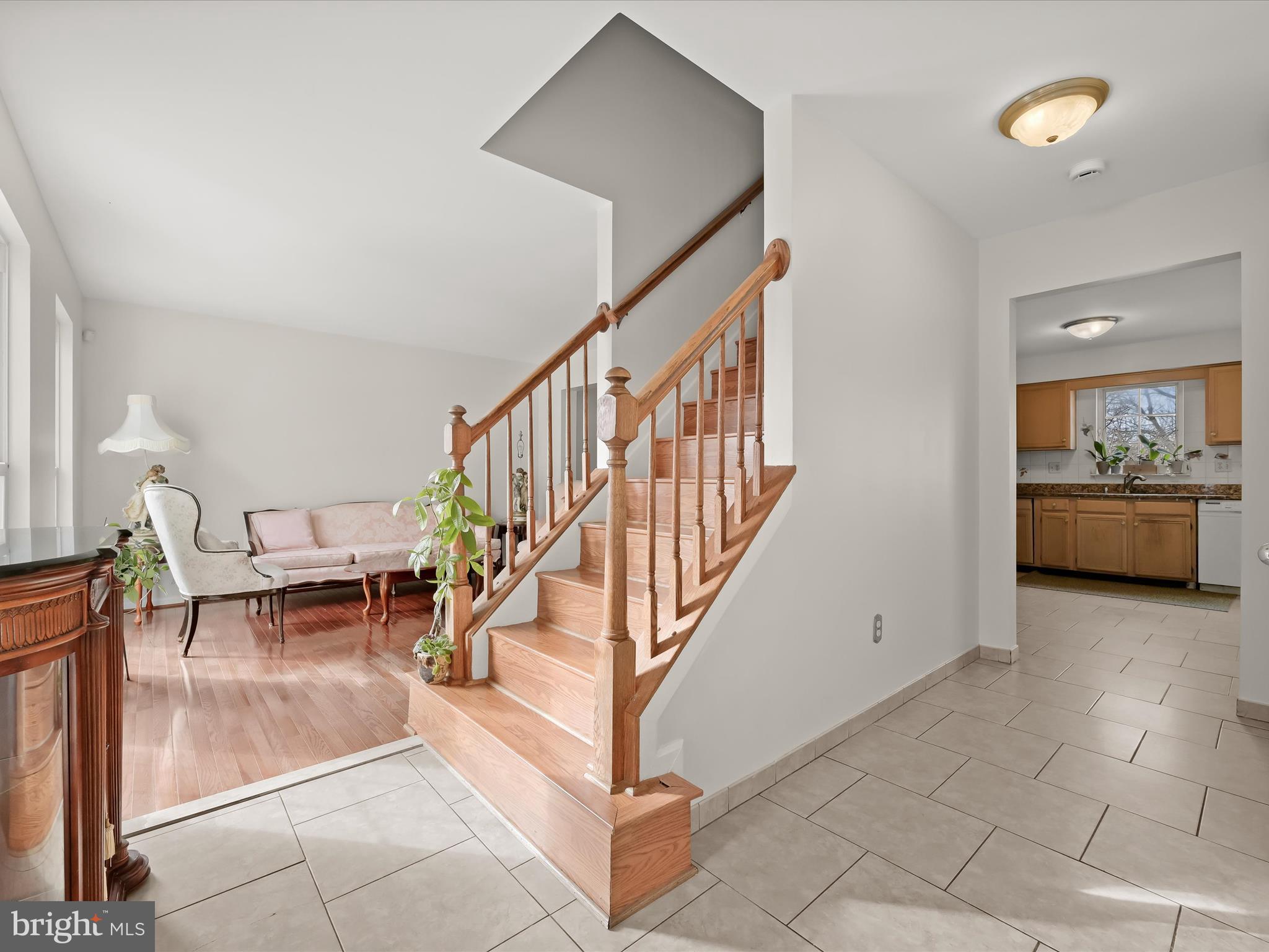 9440 Ridgeview Drive Columbia, MD 21046 - Photo 9 of 57 Ridgeview043