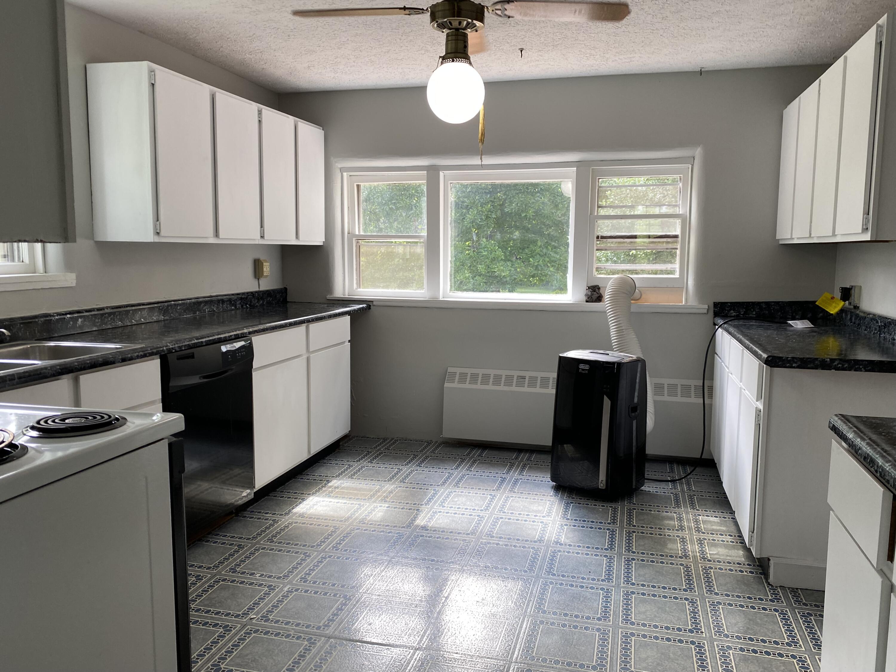 4544 North County Line Road Watervliet, MI 49098 - Photo 10 of 45 IMG_3489