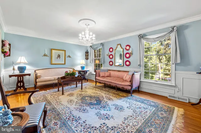 $905,000 | 13701 Summer Hill Drive, Phoenix, MD 21131