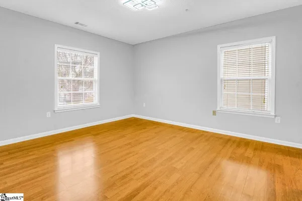 $1,650 | 421 McKenna Circle, Greenville, SC 29615
