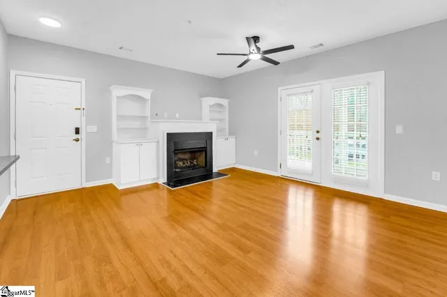 $1,825 | 421 McKenna Circle, Greenville, SC 29615