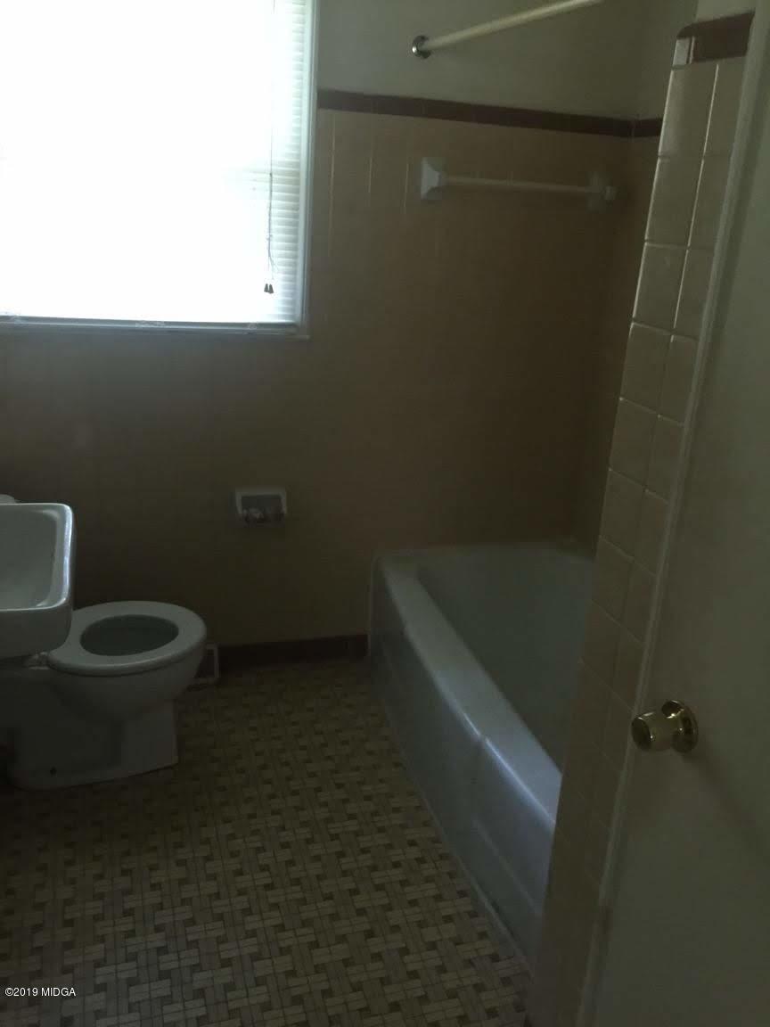 2361 Kensington Road Macon, GA 31211 - Photo 5 of 9 IMG957440