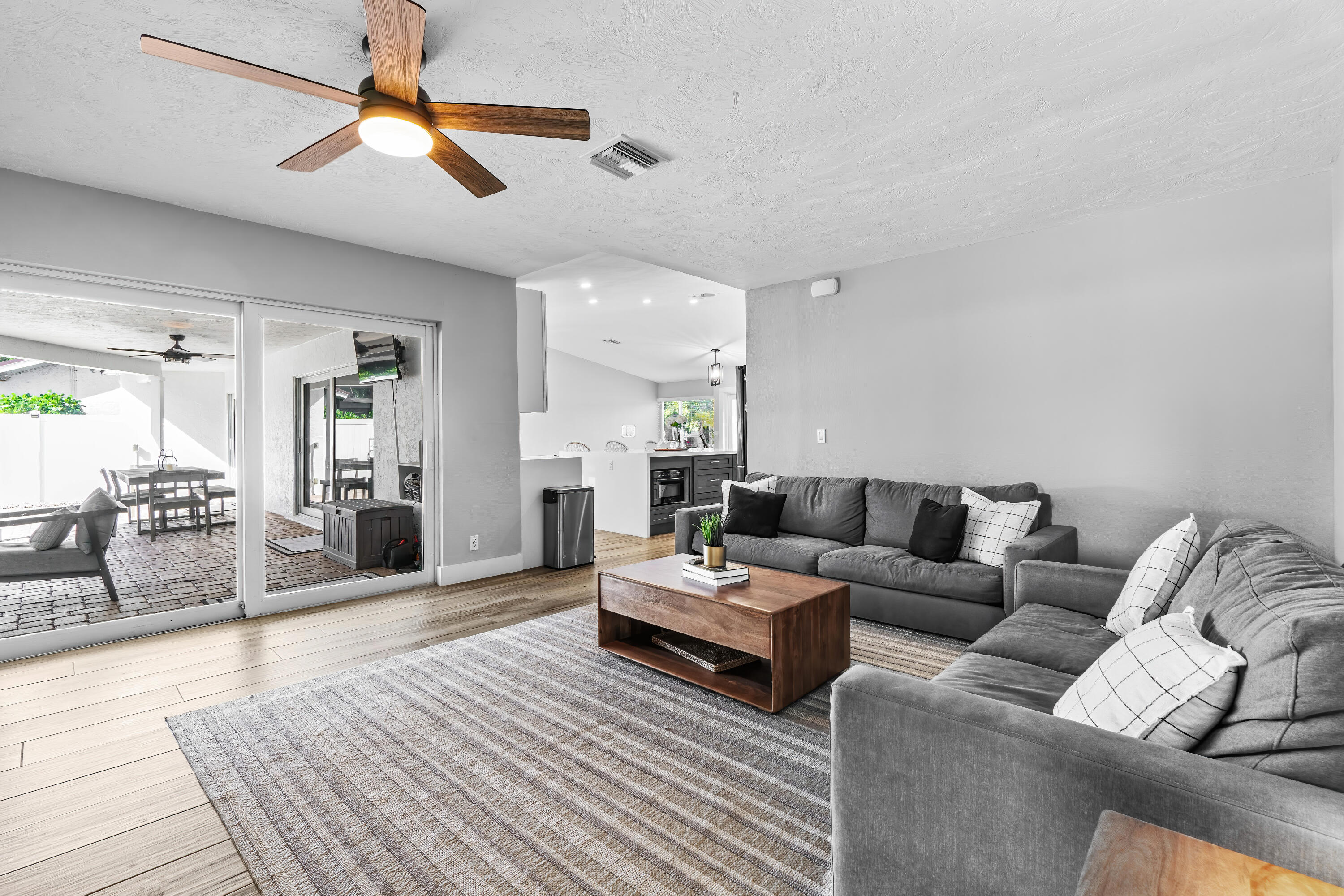 4700 Tortoise Shell Drive Boca Raton, FL 33487 - Photo 17 of 63 006-4700TortoiseShellDrive-BocaRaton-FL-