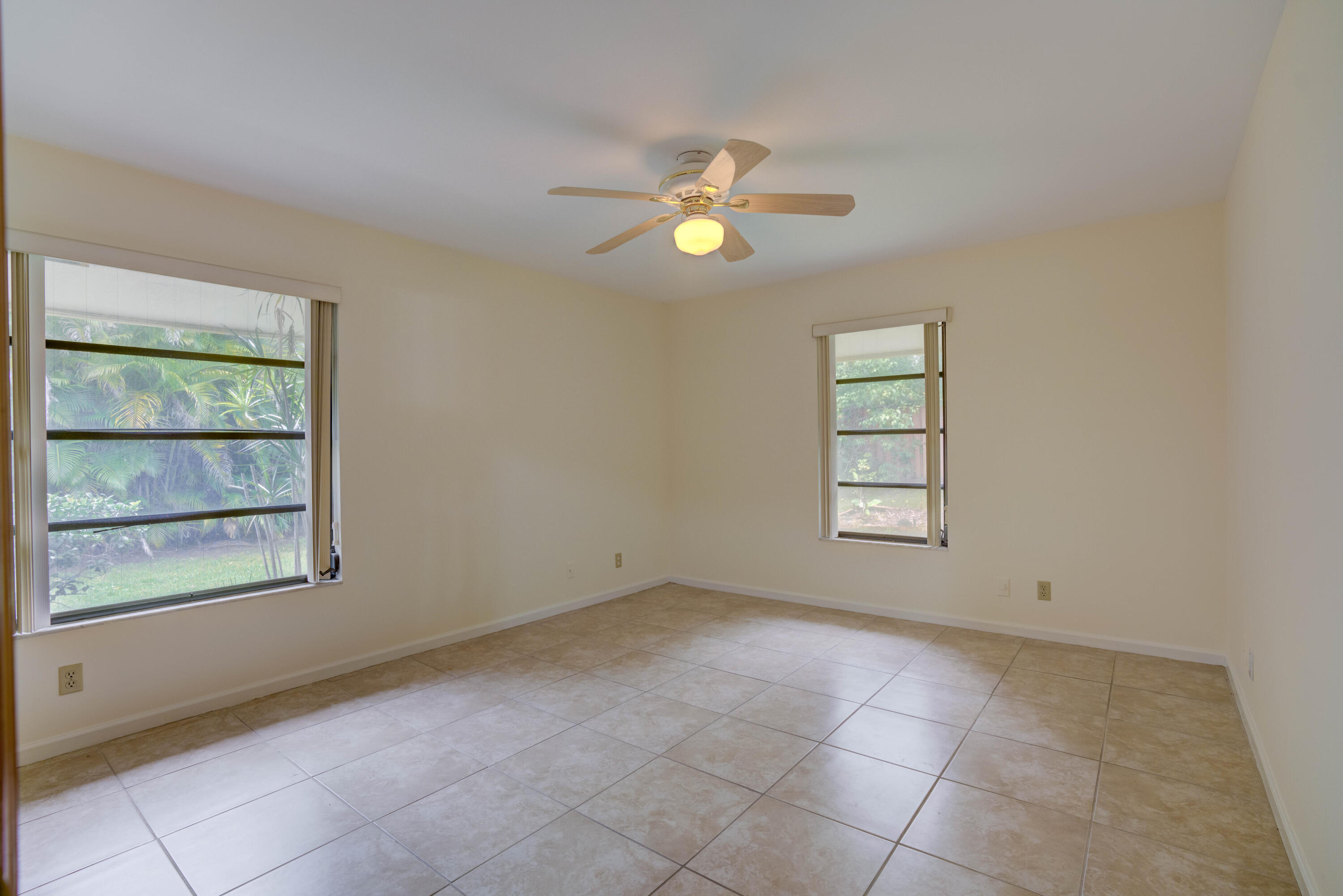 15 Dunbar Road Palm Beach Gardens, FL 33418 - Photo 19 of 45 3rd Bedroom