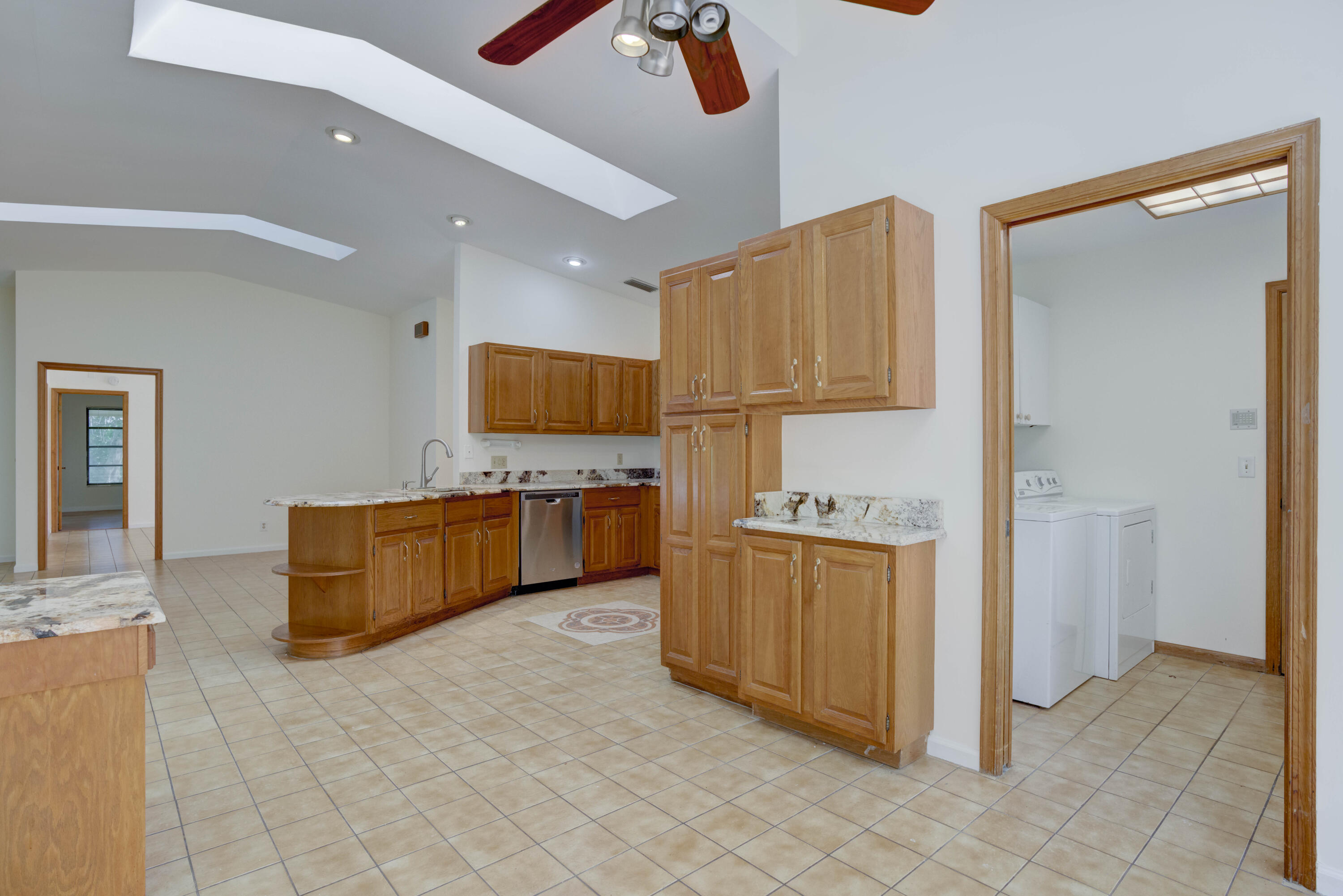 15 Dunbar Road Palm Beach Gardens, FL 33418 - Photo 29 of 45 Breakfast Area