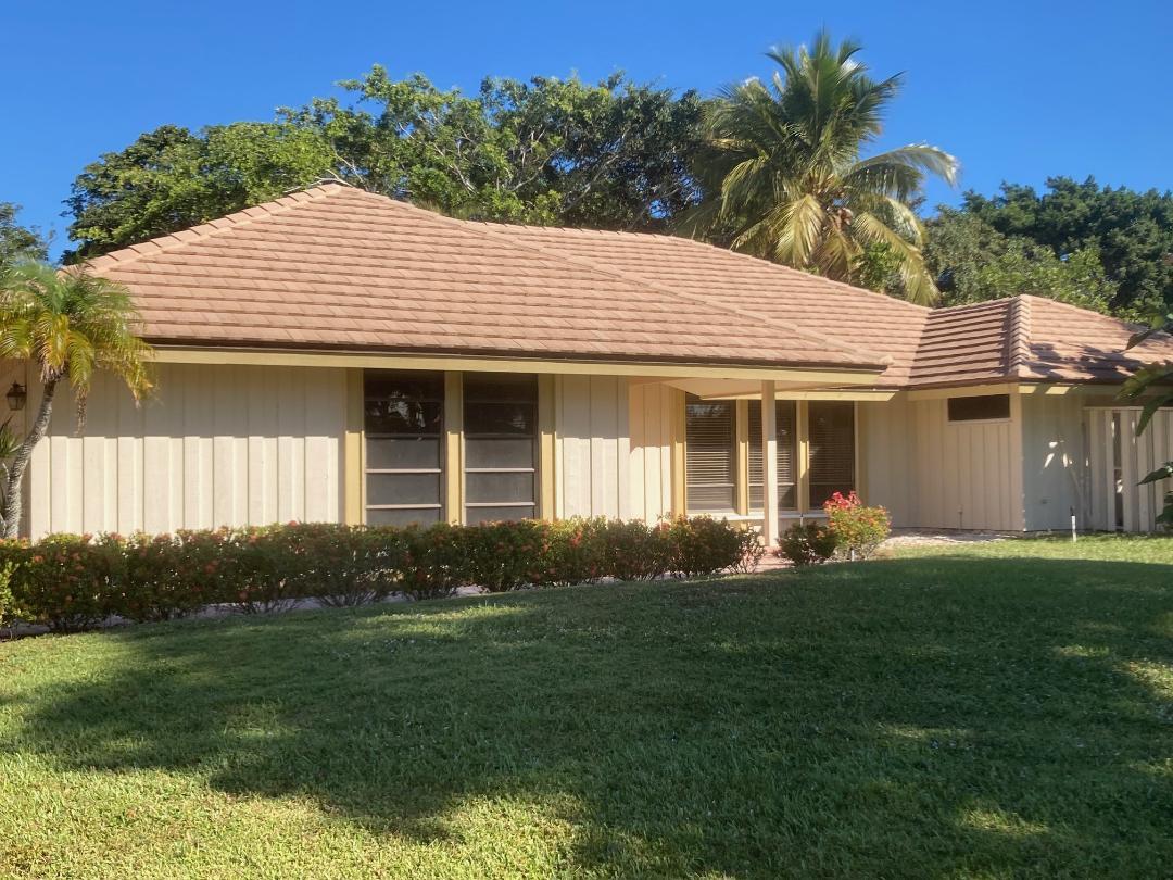 15 Dunbar Road Palm Beach Gardens, FL 33418 - Photo 3 of 45 Exterior