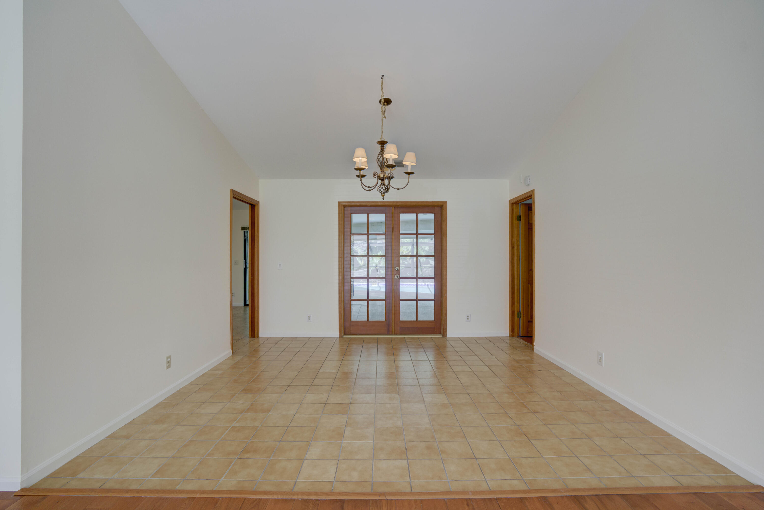 15 Dunbar Road Palm Beach Gardens, FL 33418 - Photo 7 of 45 Dining Room