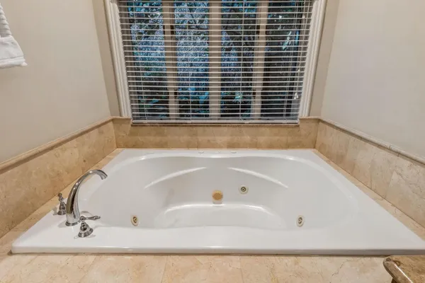 $21,000 | 3301 Northeast 16th Street, Fort Lauderdale, FL 33304
