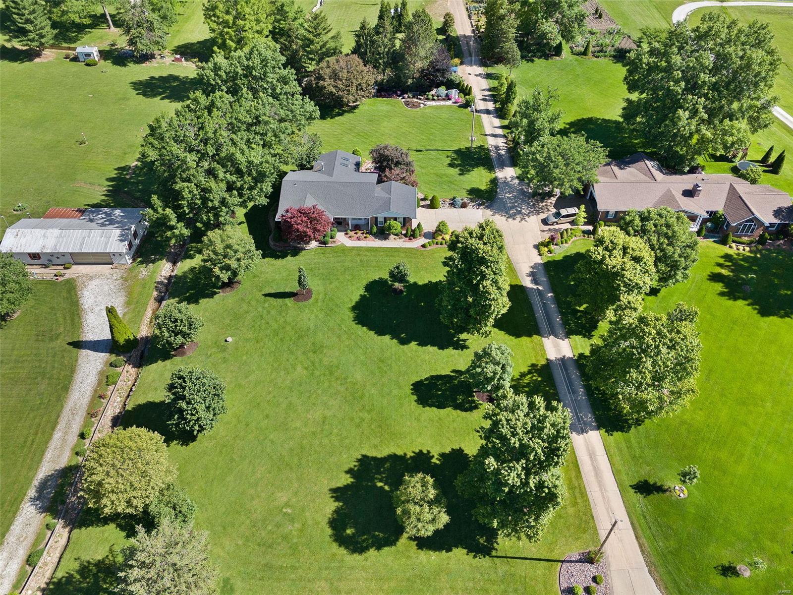 1059 Hackmann Road O'Fallon, MO 63366 - Photo 3 of 50