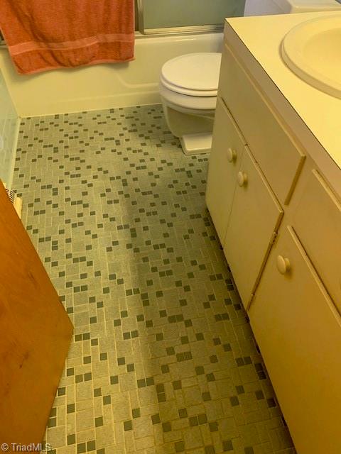 946 Cliff Road Asheboro, NC 27203 - Photo 8 of 26 Gallery Image 8