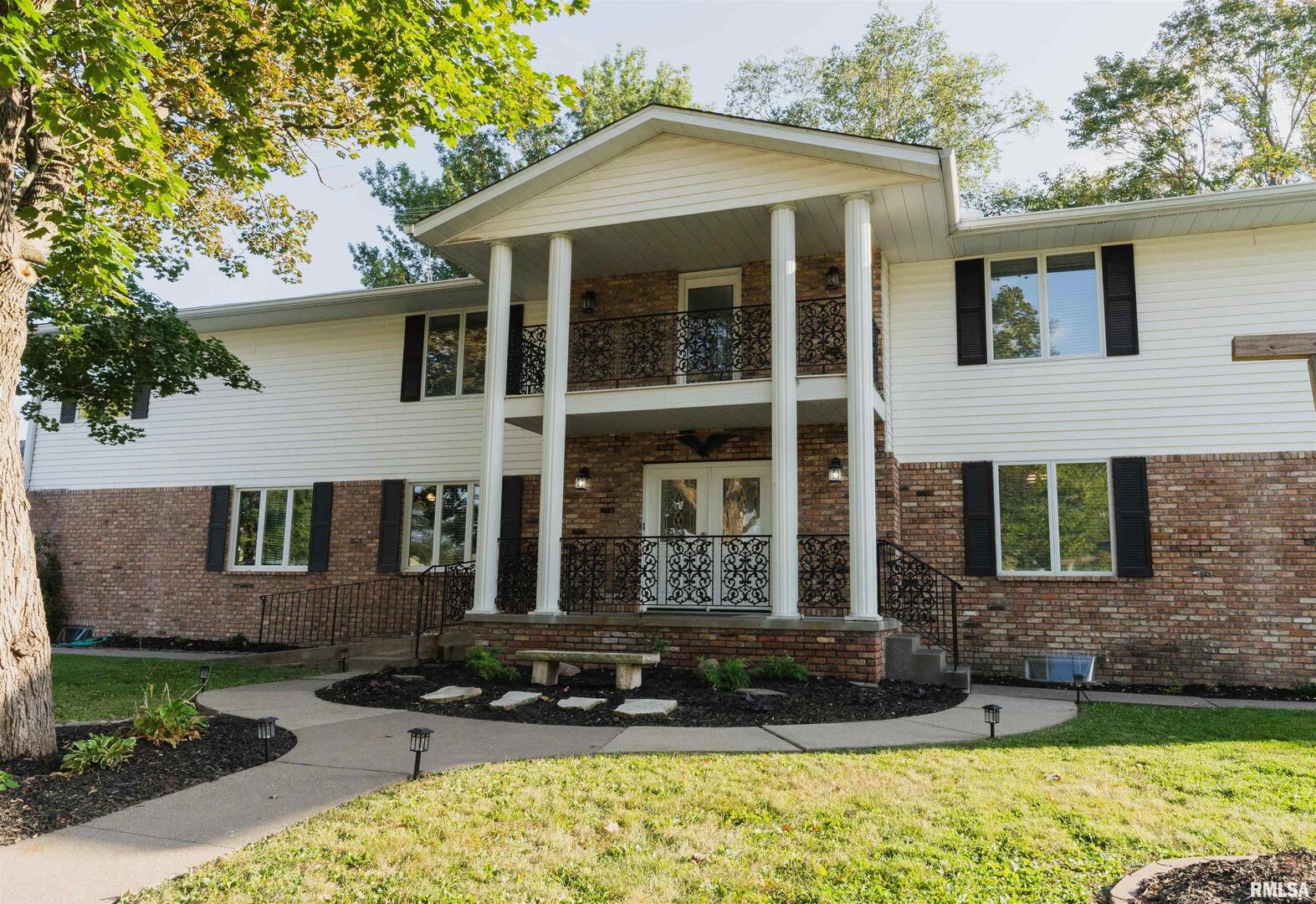 807 3rd Street Durant, IA 52747 - Photo 3 of 14