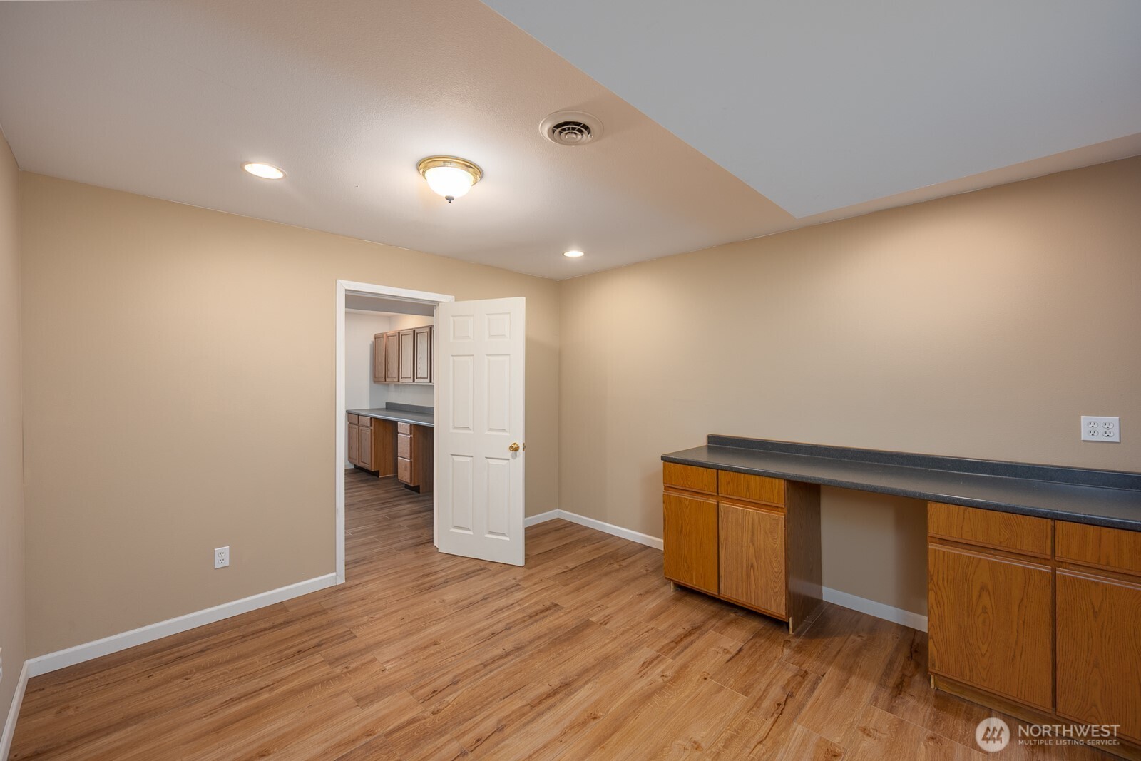 2207 West Depot Springs Road Spangle, WA 99031 - Photo 20 of 26 a view of empty room with wooden floor