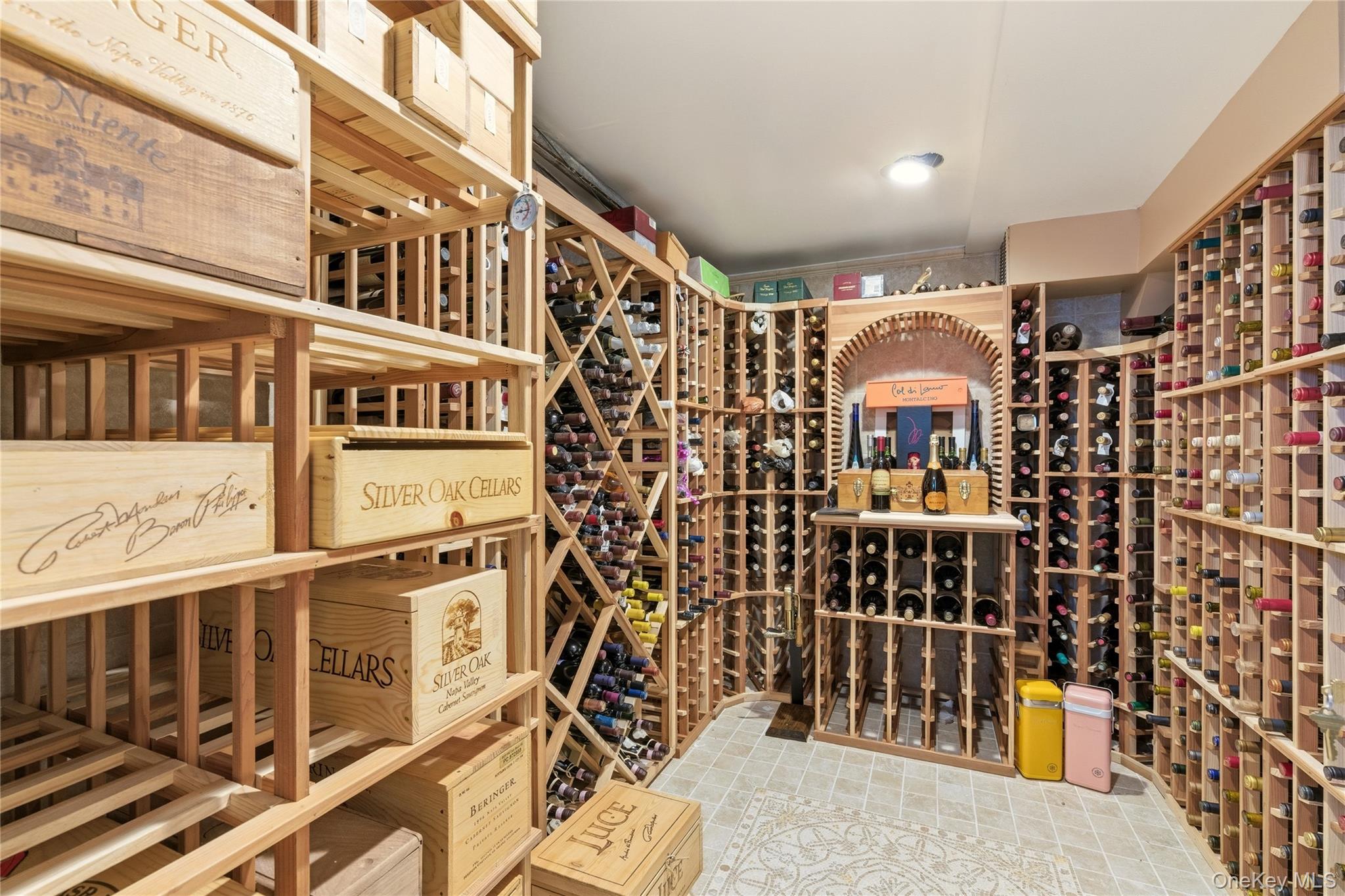 1017 Friendly Road Oyster Bay, NY 11771 - Photo 27 of 31