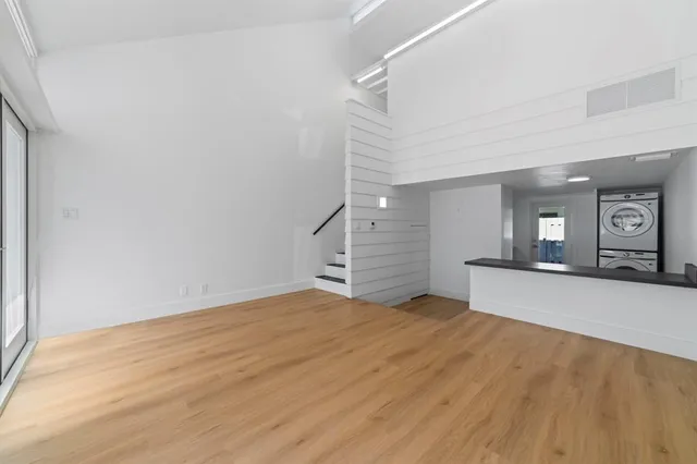 $2,149 | 1951 Northeast 51st Street, Unit 1, Fort Lauderdale, FL 33308