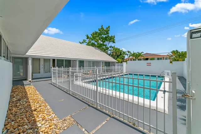 $2,149 | 1951 Northeast 51st Street, Unit 1, Fort Lauderdale, FL 33308