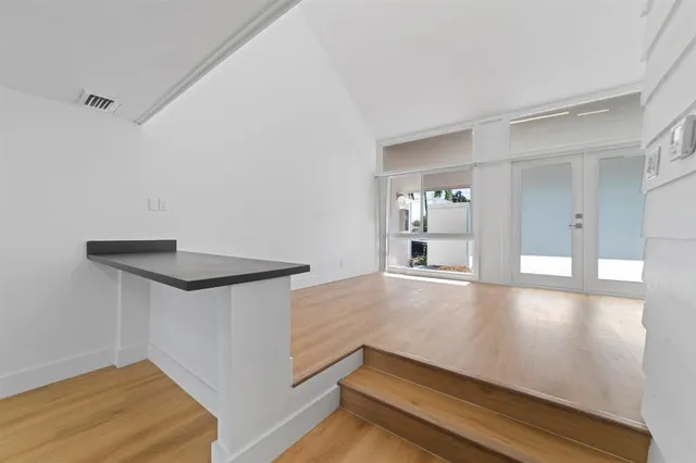 $2,149 | 1951 Northeast 51st Street, Unit 1, Fort Lauderdale, FL 33308