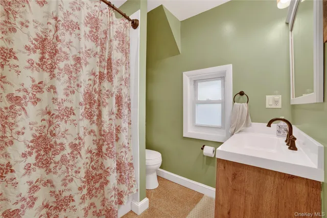 $899,000 | 1408 Henry Avenue, Mamaroneck, NY 10543