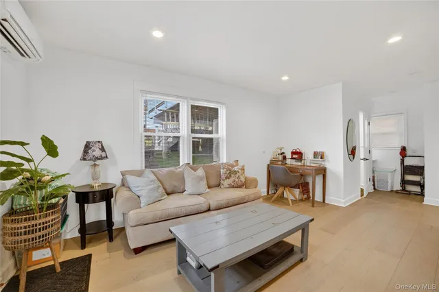 $899,000 | 1408 Henry Avenue, Mamaroneck, NY 10543