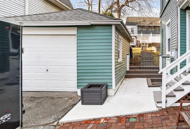 $899,000 | 1408 Henry Avenue, Mamaroneck, NY 10543