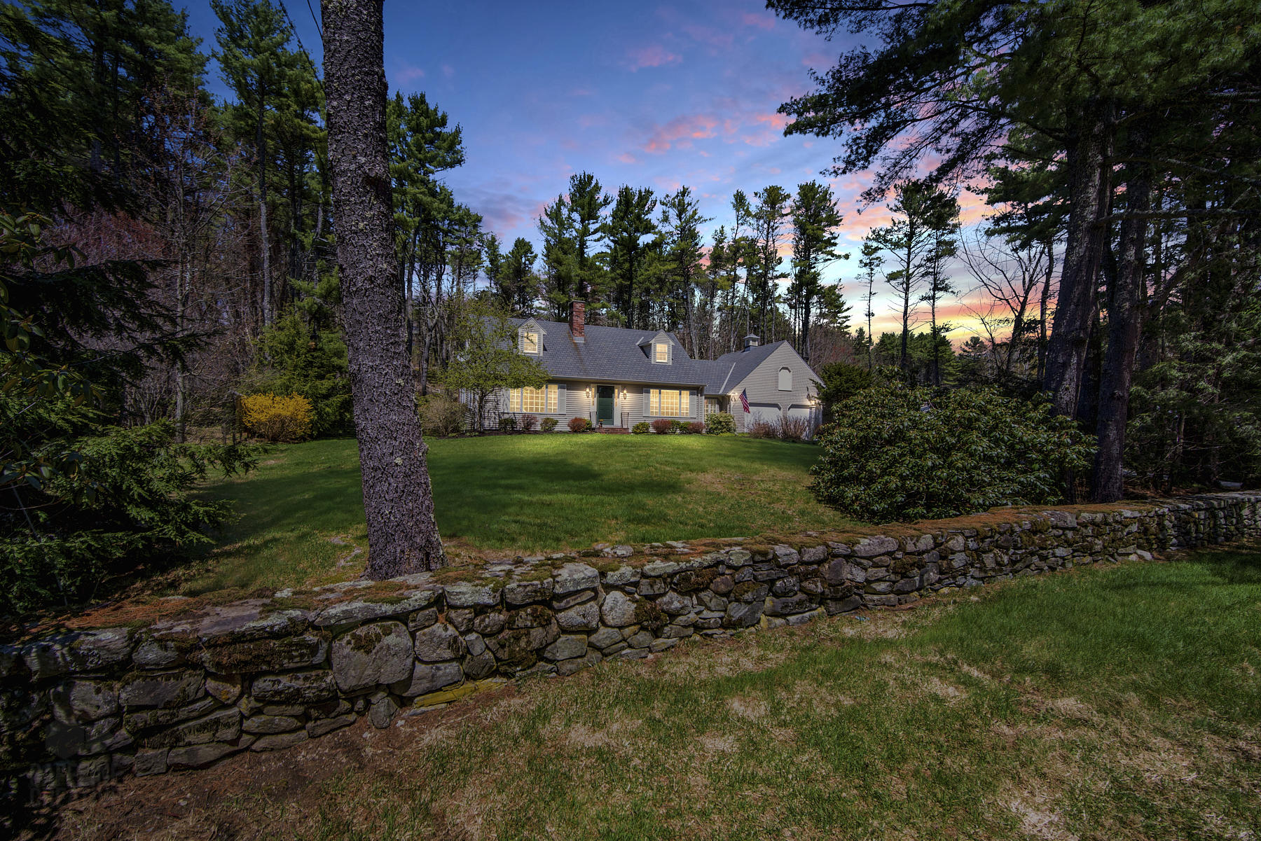 12 Ledge Road Cumberland, ME 04110 - Photo 4 of 50 amy-tarbox-cumberfore-caffeine-creative-