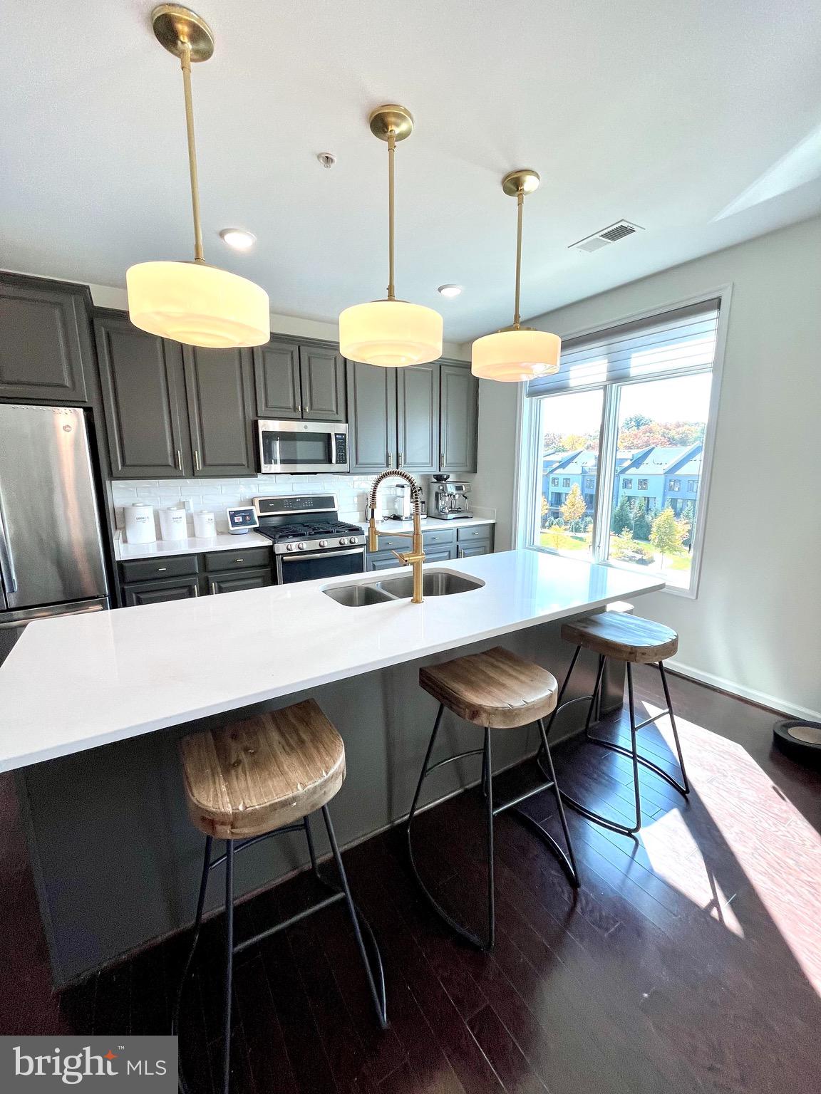 1118 Ribbon Limestone Terrace Southeast Leesburg, VA 20175 - Photo 25 of 54