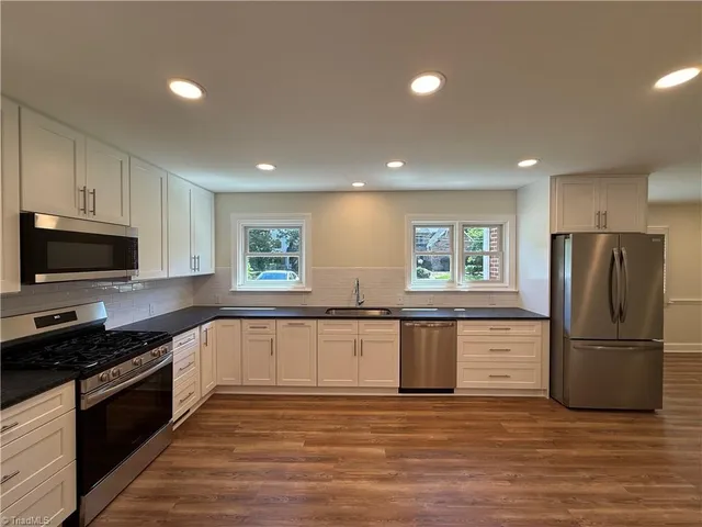 $2,495 | 638 Stratford Road Northwest, Winston-Salem, NC 27104