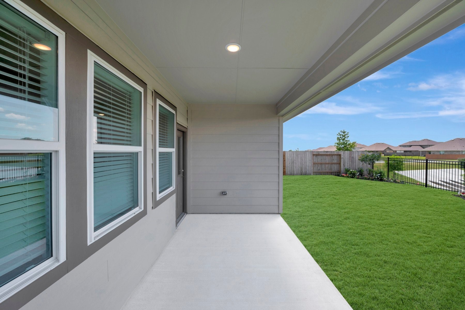 526 Samuel Rdg Drive Dayton, TX 77535 - Photo 25 of 45 Enjoy the views from the covered patio