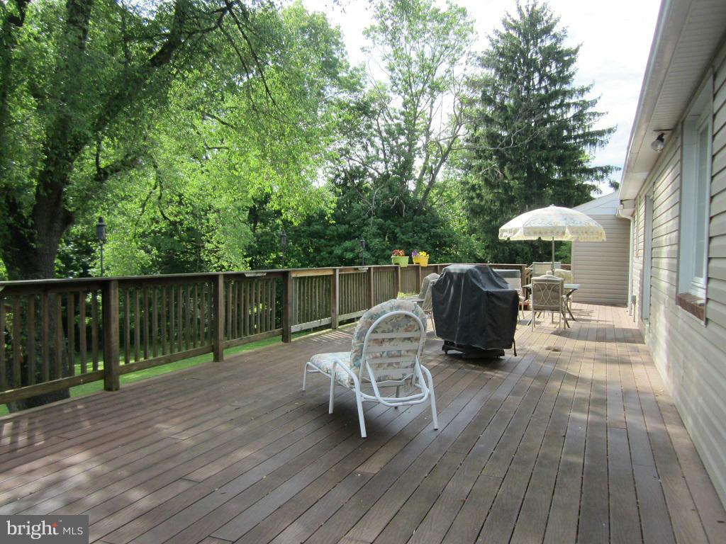 3330 Nicholson Road Westminster, MD 21157 - Photo 11 of 30 Exterior (Rear)