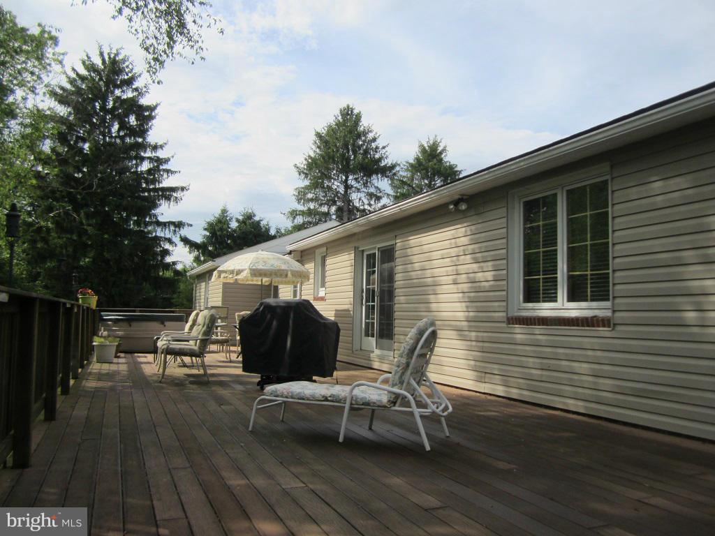 3330 Nicholson Road Westminster, MD 21157 - Photo 12 of 30 Exterior (Rear)