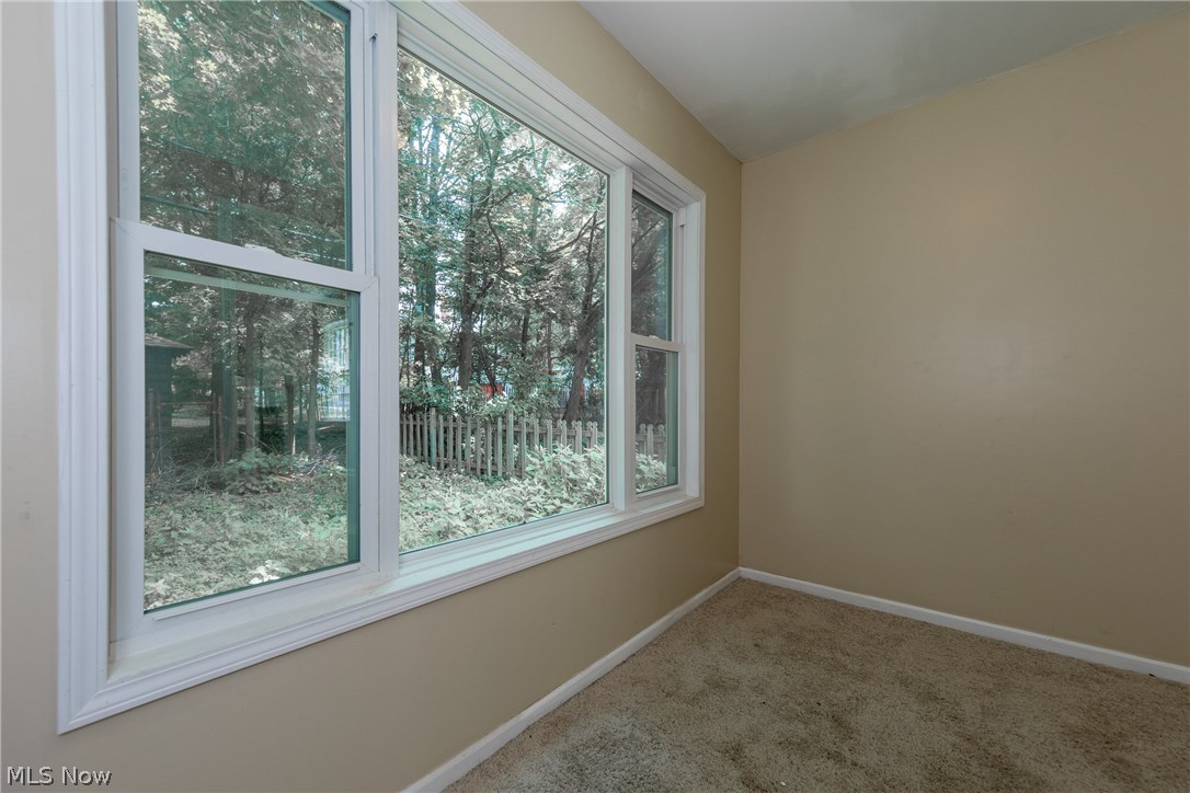 1131 Haselton Road Cleveland Heights, OH 44121 - Photo 10 of 31