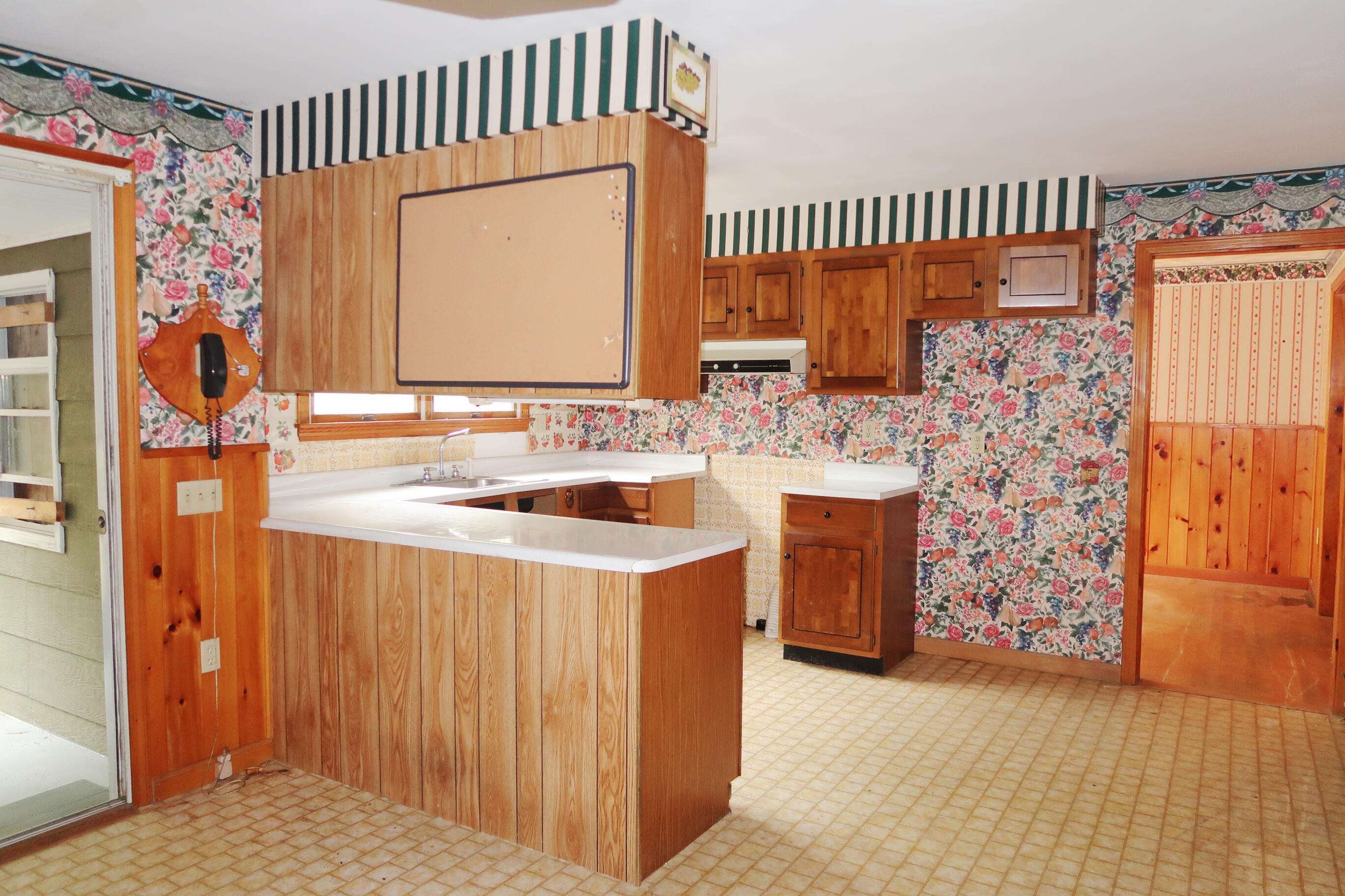257 Rome Road Mercer, ME 04957 - Photo 22 of 50 IMG_1527