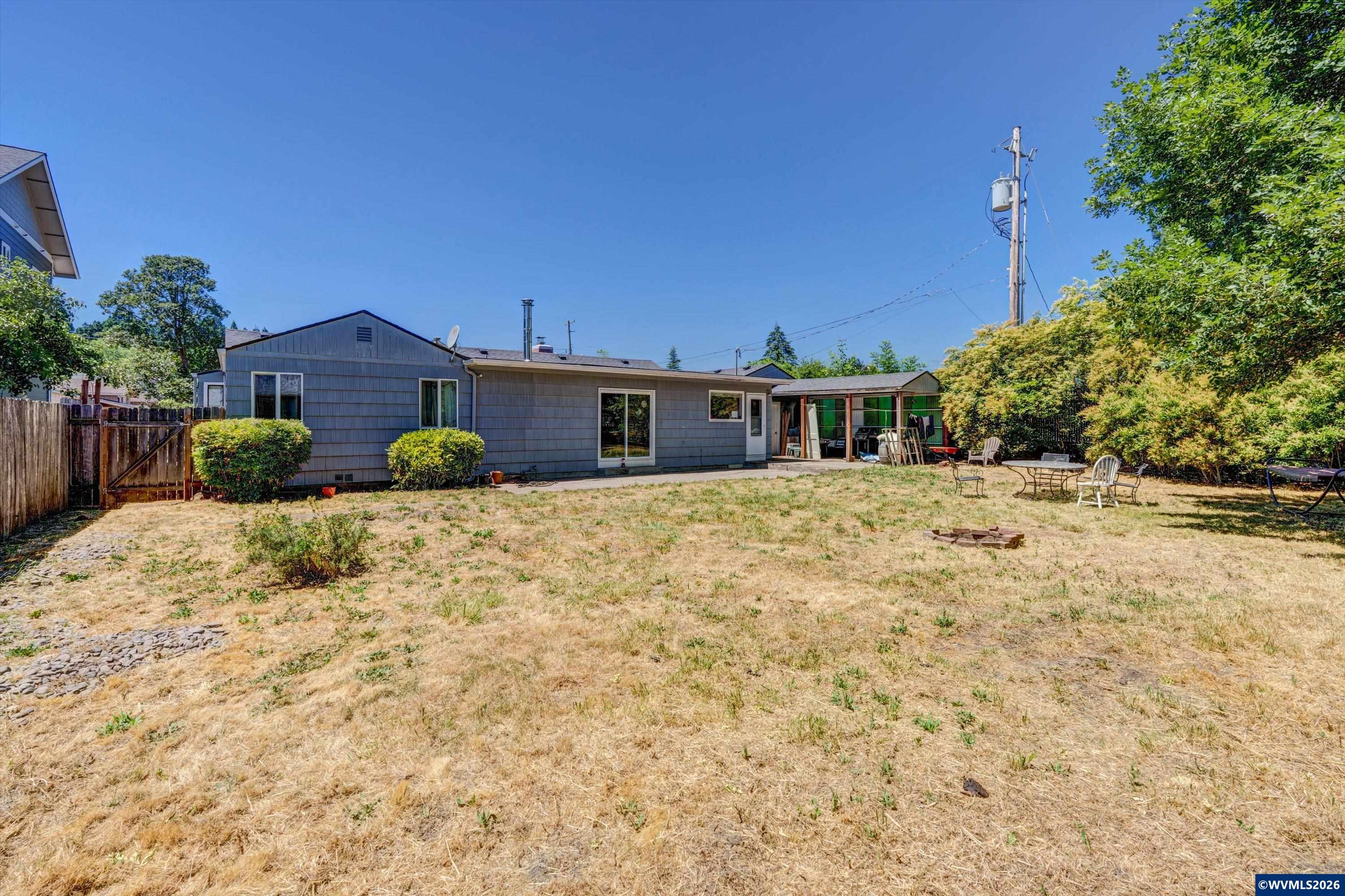 1045 Southwest Grove Street Corvallis, OR 97333 - Photo 19 of 33