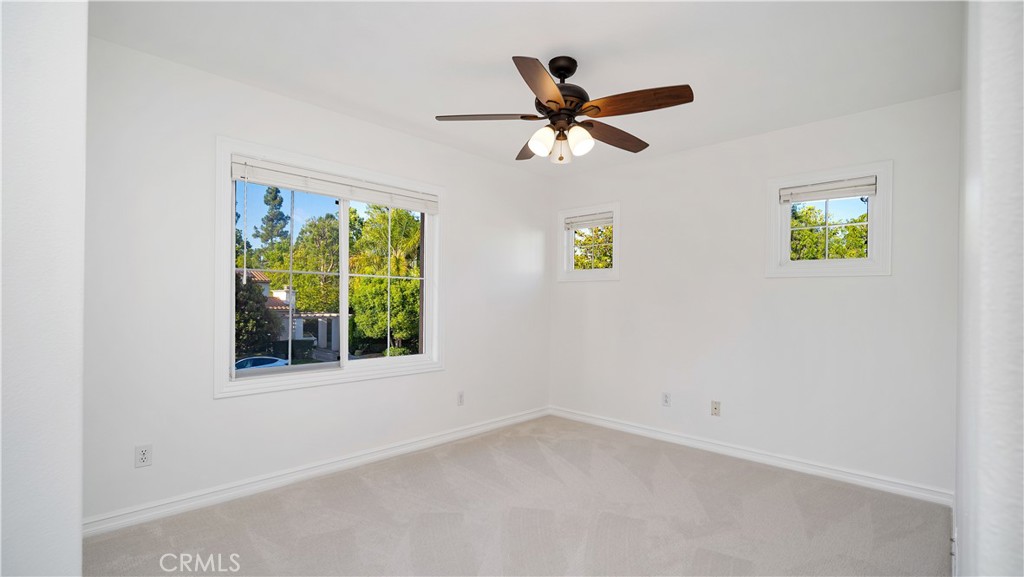 16 Bayleaf Lane Irvine, CA 92620 - Photo 35 of 66 Secondary bedroom