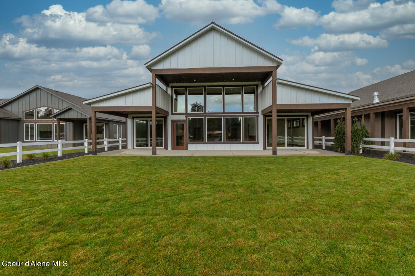 137 Backtrack Road Sandpoint, ID 83864 - Photo 3 of 31 rear of home