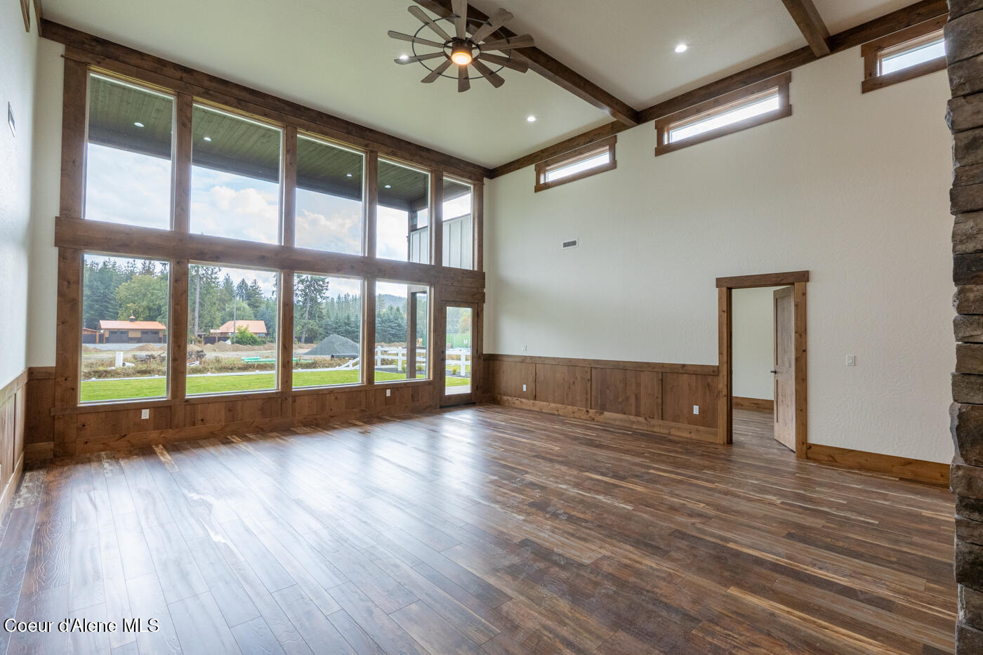 137 Backtrack Road Sandpoint, ID 83864 - Photo 7 of 31 great room