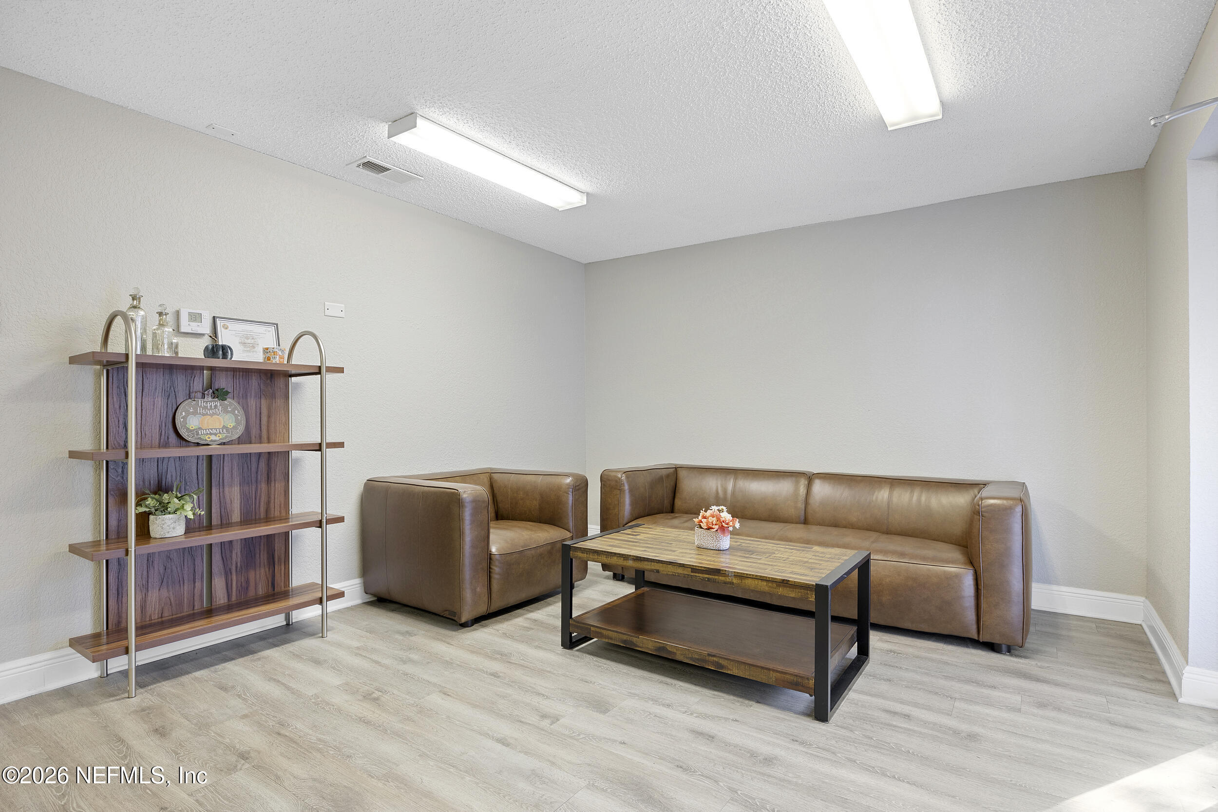 2943 Spring Park Road Jacksonville, FL 32207 - Photo 13 of 33 13