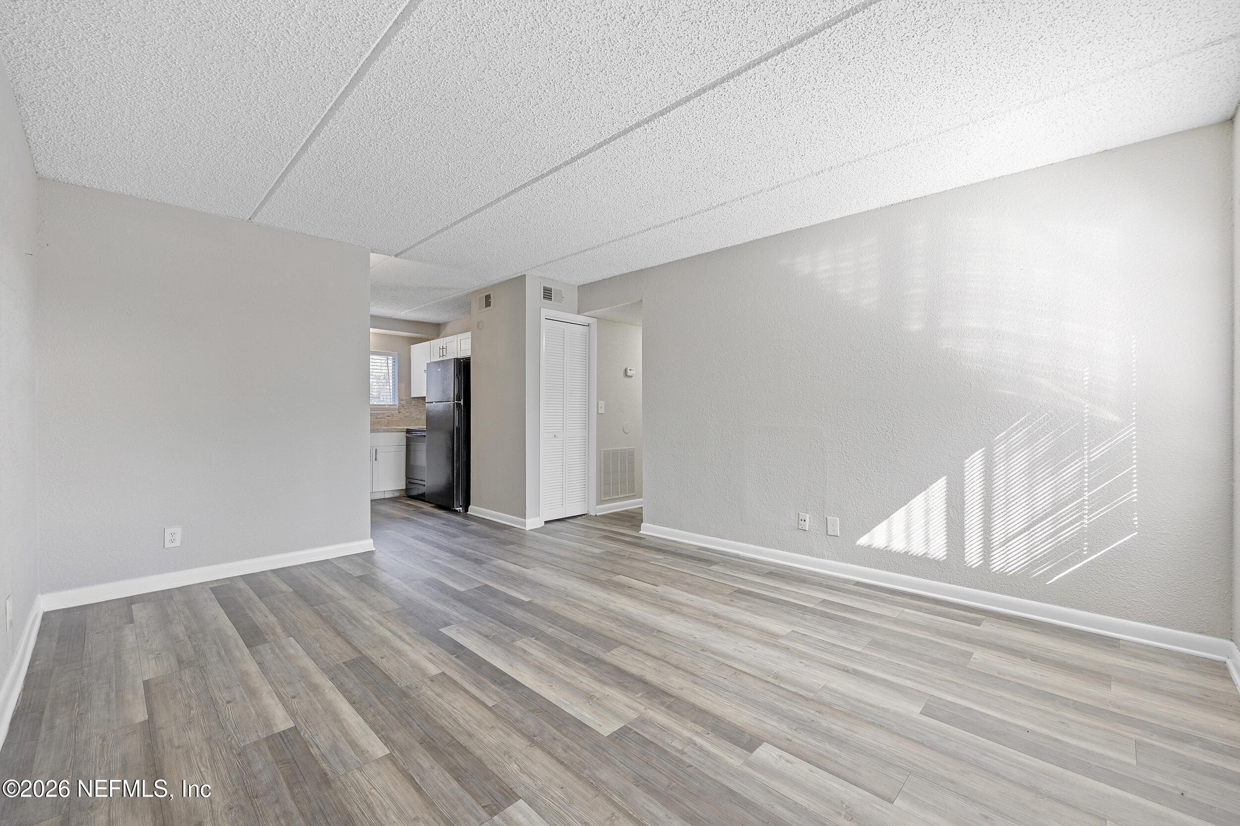 2943 Spring Park Road Jacksonville, FL 32207 - Photo 27 of 33 28