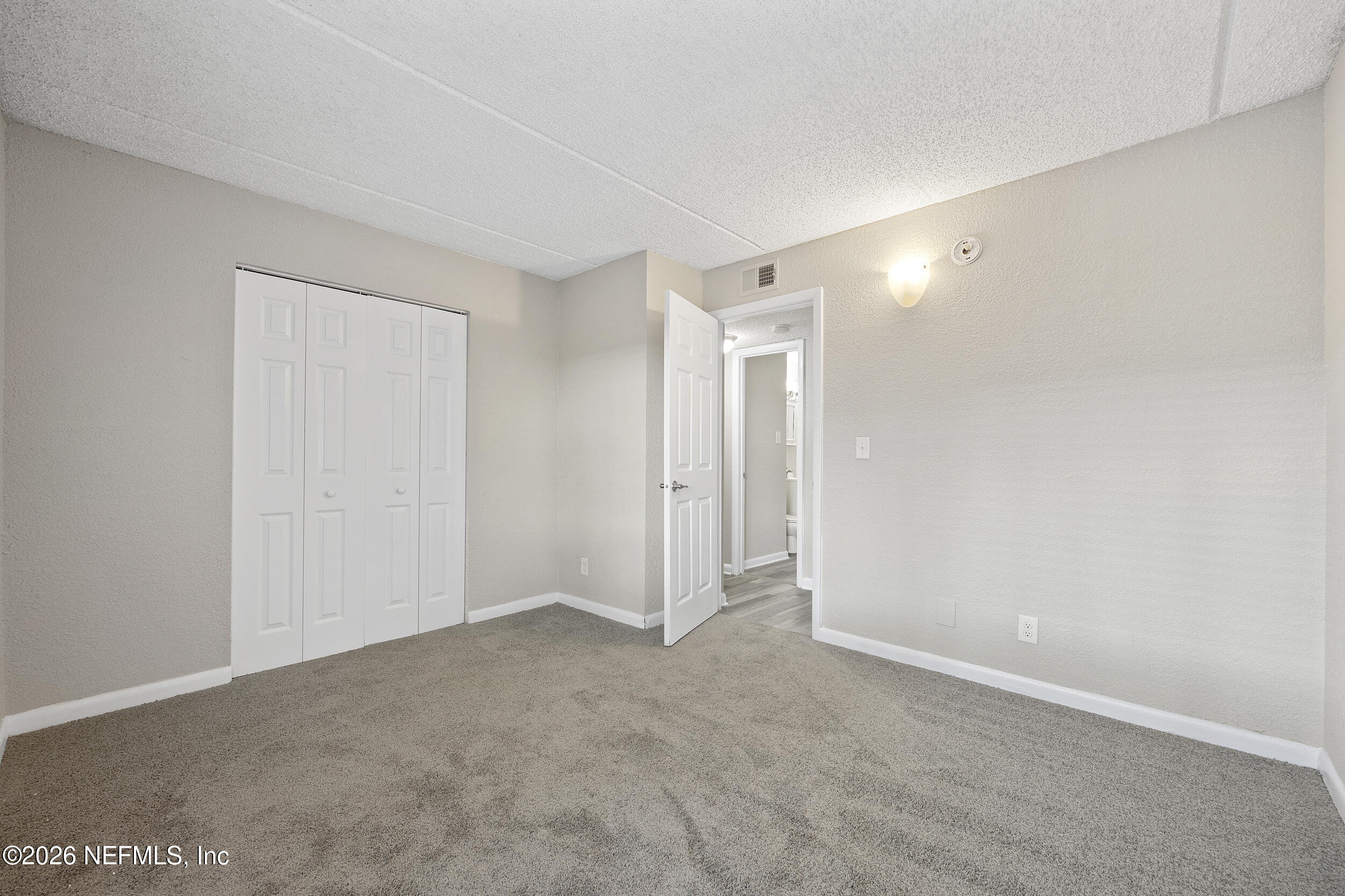 2943 Spring Park Road Jacksonville, FL 32207 - Photo 32 of 33 35