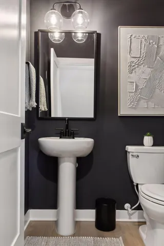 $7,500 | 870 Mount Curve Boulevard, Unit L, St. Paul, MN 55116