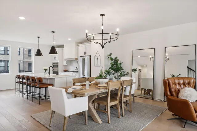 $7,500 | 870 Mount Curve Boulevard, Unit L, St. Paul, MN 55116