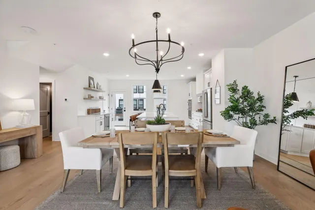 $7,500 | 870 Mount Curve Boulevard, Unit L, St. Paul, MN 55116