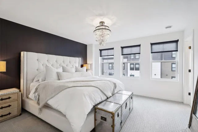 $7,500 | 870 Mount Curve Boulevard, Unit L, St. Paul, MN 55116