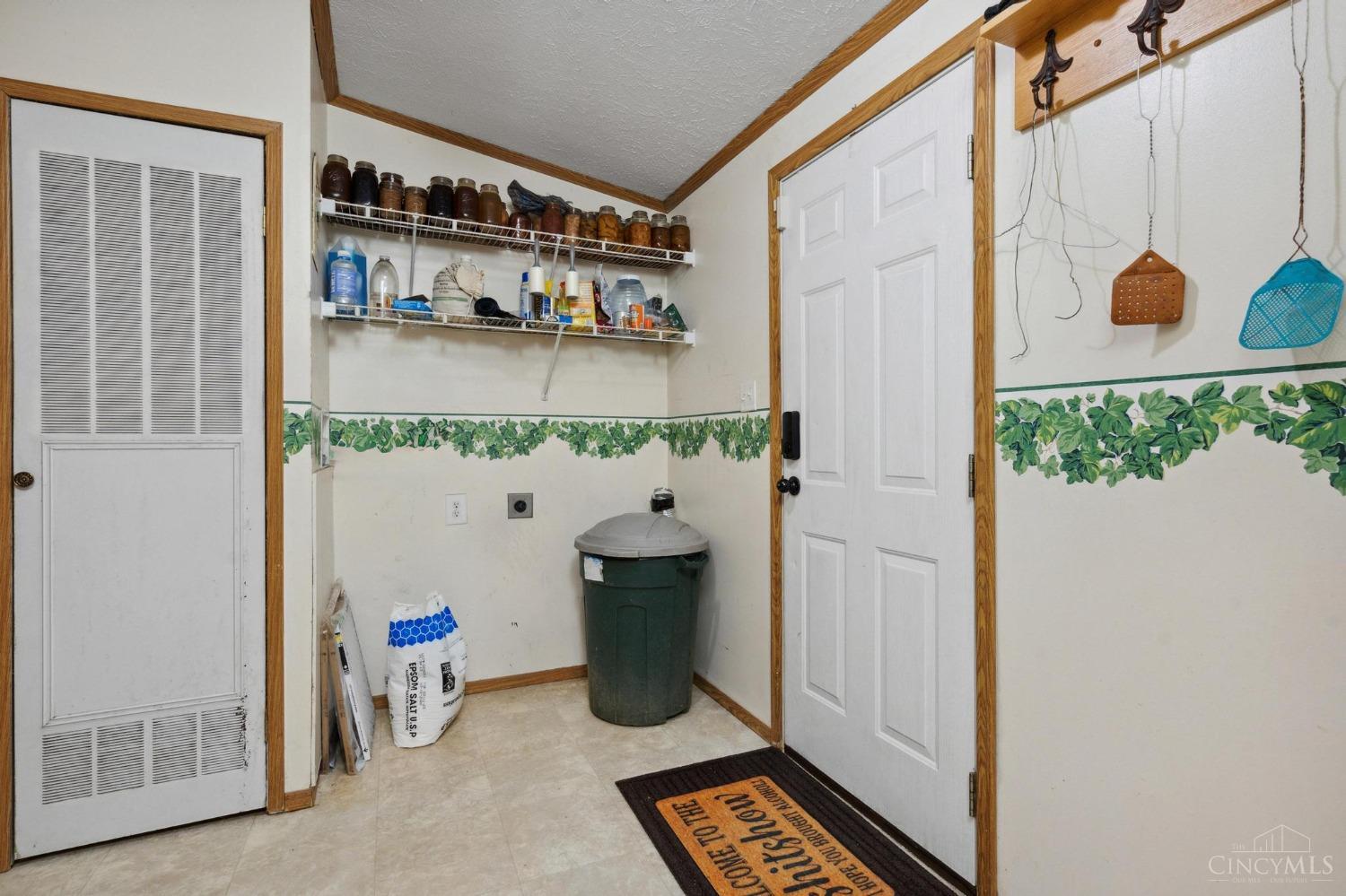 11470 Hudson Road Greenfield, OH 45123 - Photo 14 of 51 Gallery Image 14