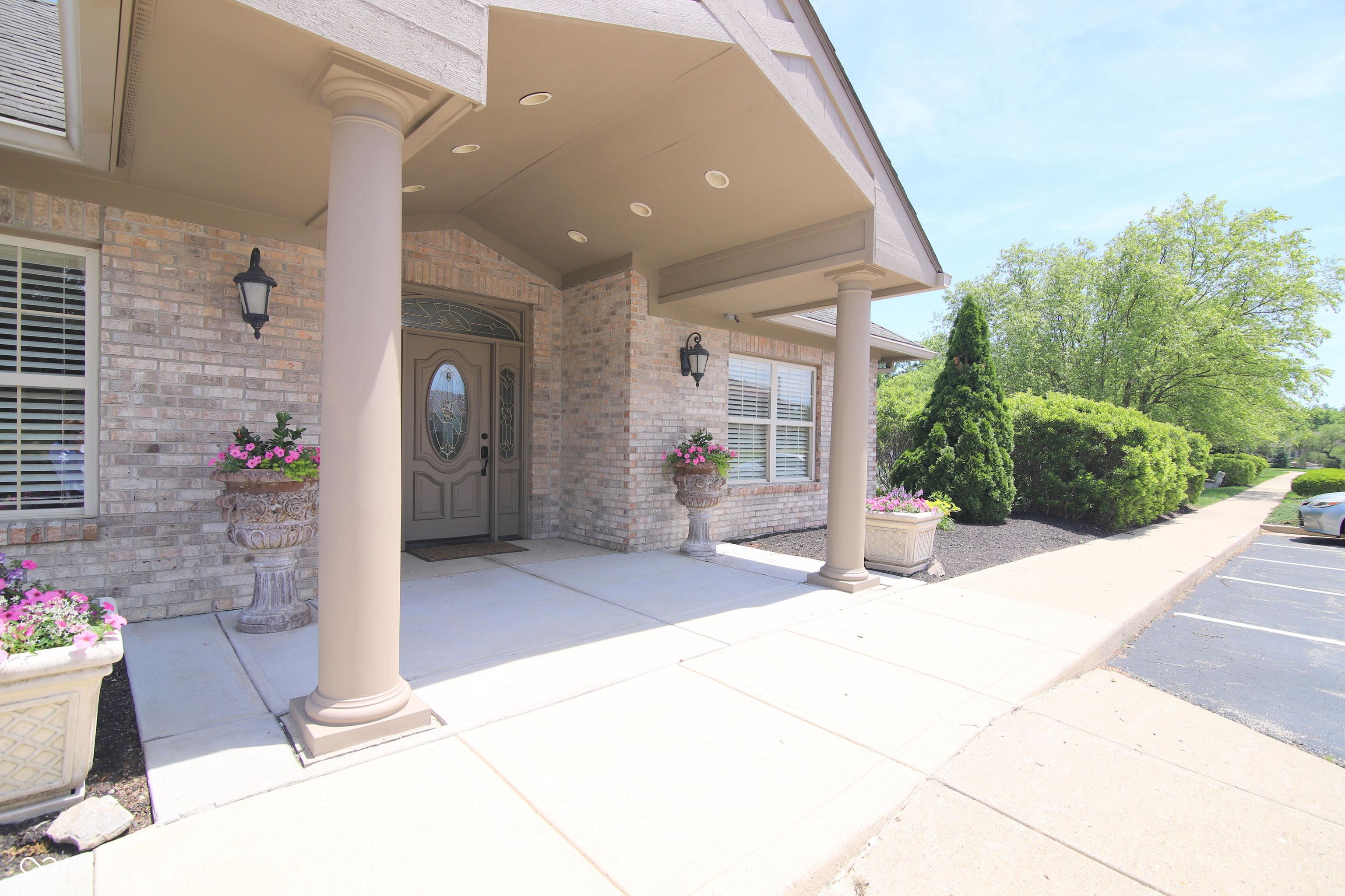 7484 Courtyard Way Fishers, IN 46038 - Photo 42 of 55
