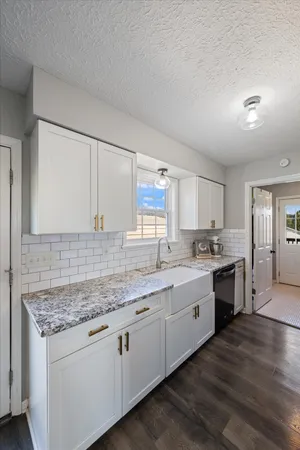 $360,000 | 3695 Armstrong Road, Springfield, TN 37172