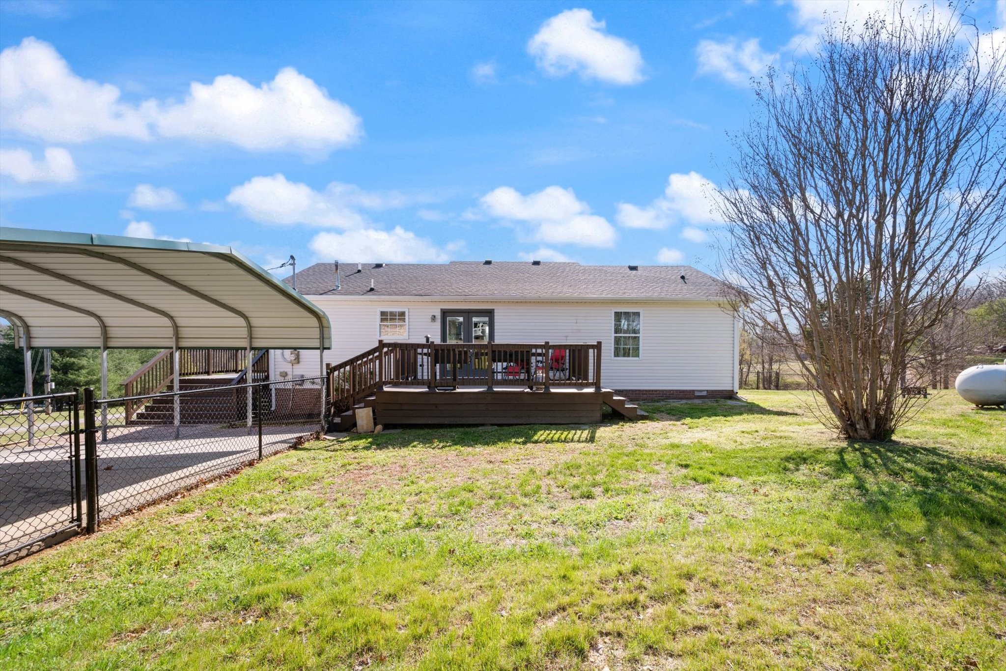 3695 Armstrong Road Springfield, TN 37172 - Photo 5 of 36 a view of a house with a big yard
