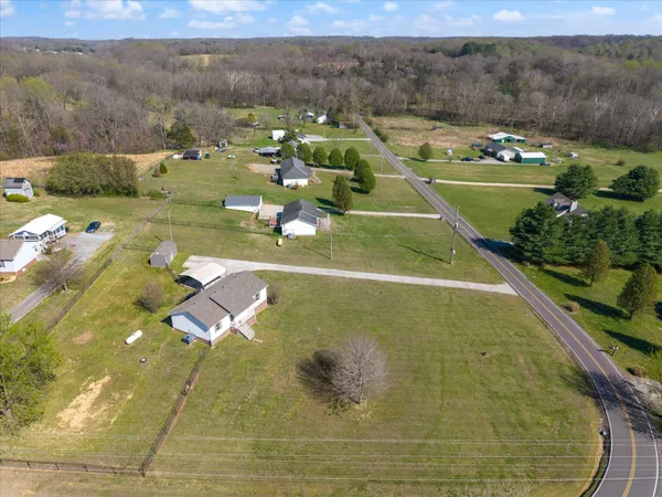 $360,000 | 3695 Armstrong Road, Springfield, TN 37172