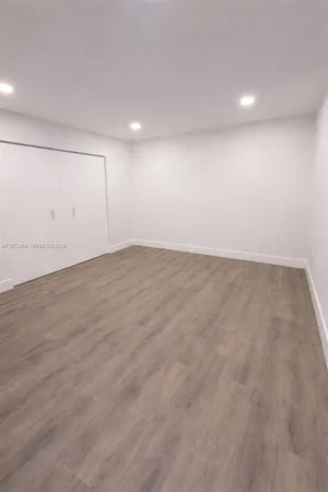 $2,300 | 1555 West 44th Place, Unit 247, Hialeah, FL 33012