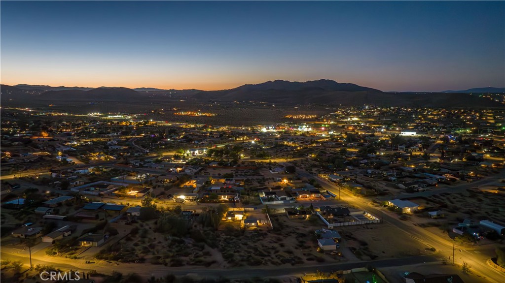 61879 Valley View Circle Joshua Tree, CA 92252 - Photo 63 of 63 a view of city and mountain